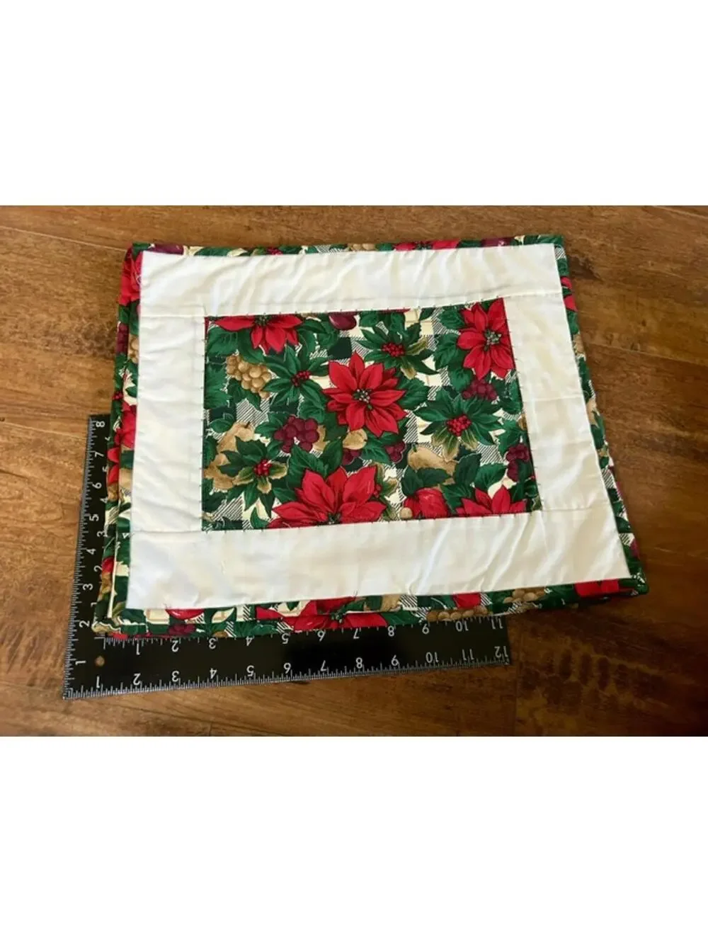 Set of 6 Christmas Poinsettia Quilted Placemats